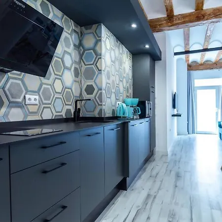 Chic Estudio Privado Al Lado De La Playa Valensiya