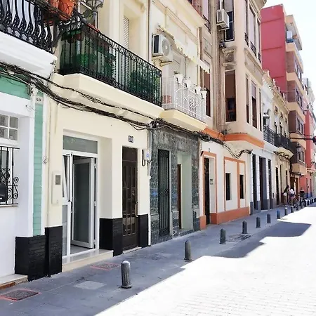 Chic Estudio Privado Al Lado De La Playa شقة *