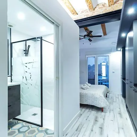 Chic Estudio Privado Al Lado De La Playa شقة فالنسيا